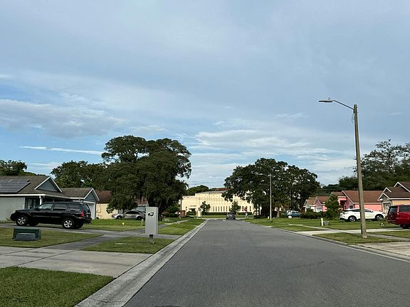 5th image of 6330 Ruthie Dr