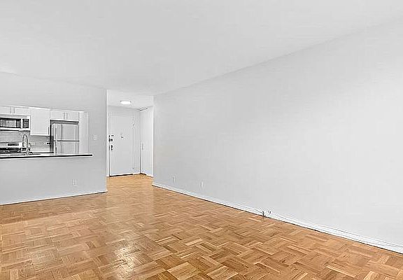 4th image of 500A E 87th St APT 2C