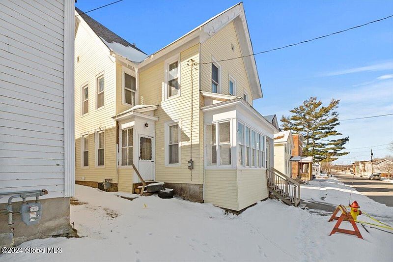 2nd image of 116 Hoosac Street