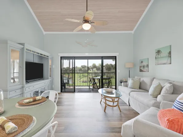 97 Village Del Lago Cir, Saint Augustine, FL 32080