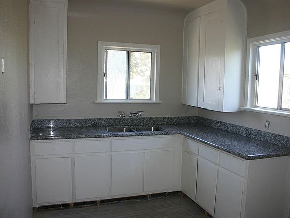 4th image of 546 S Gerhart Ave