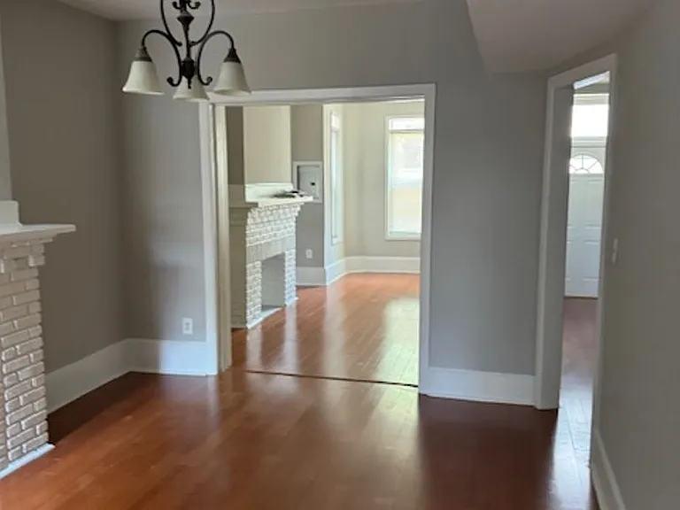 239 K St NE — Photo 5