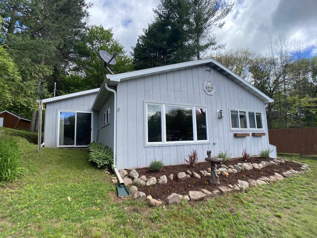 N8871 OAK LANE, Gresham, WI 54128 Zillow