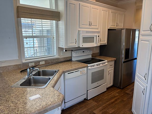 3rd image of 900 Old Combee Rd #216