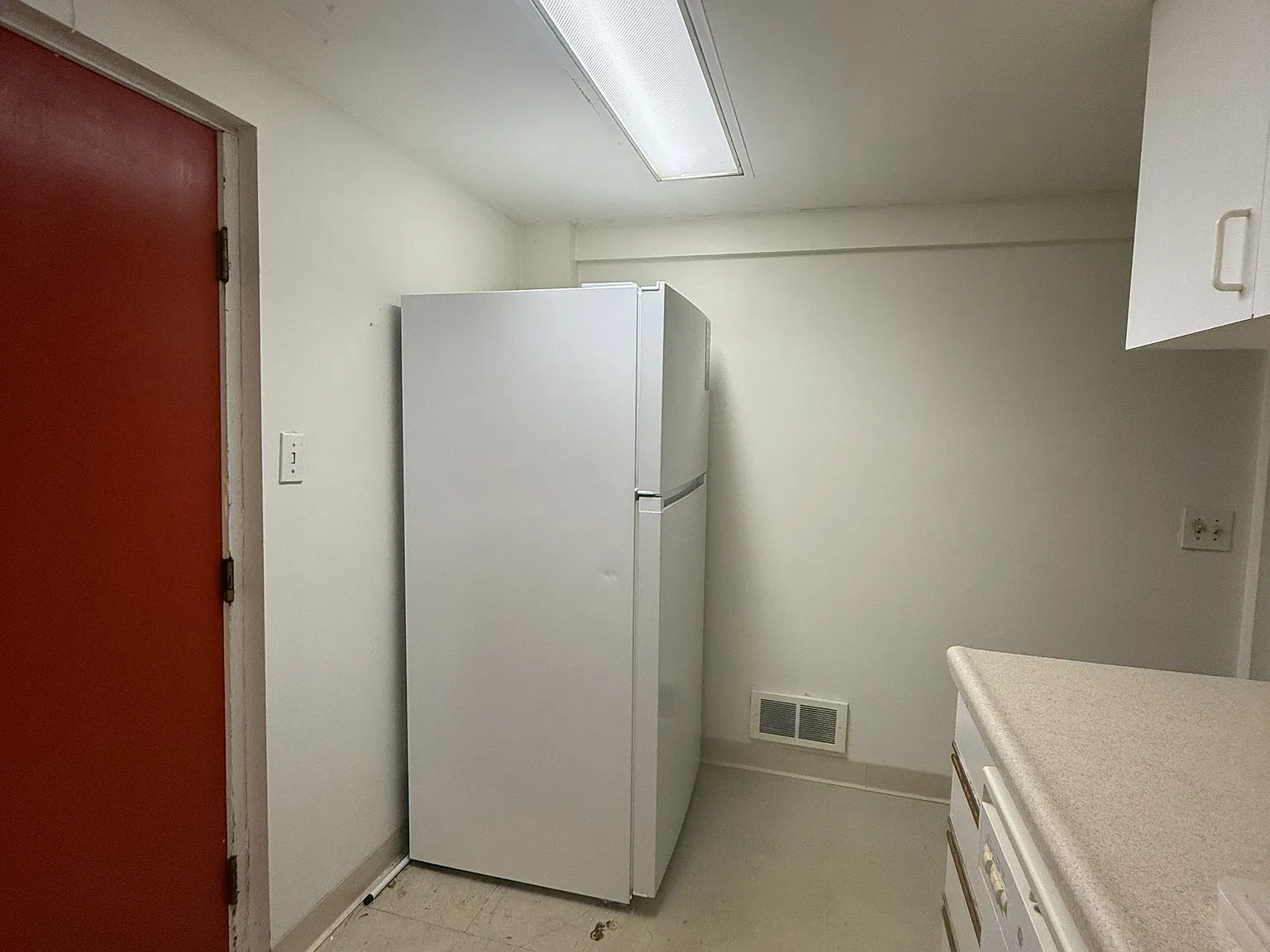 1 bed, 180 sqft, $820 — Photo 4