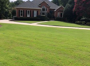 250 Youngs Cir, Fayetteville, GA 30215