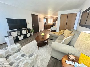 790 33rd Ave APT 3, Marion, IA 52302
