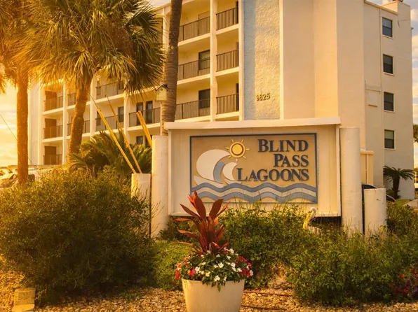 9825 Harrell Ave APT 404, Treasure Island, FL 33706
