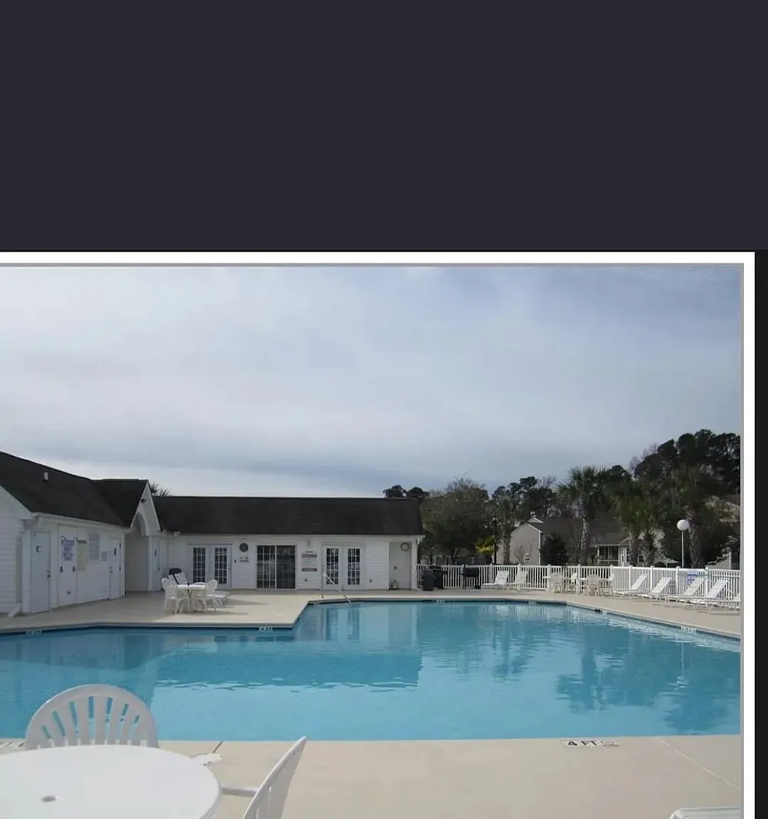 2 bed, 2.5 bath, 1368 sqft, $1,860 — Photo 2