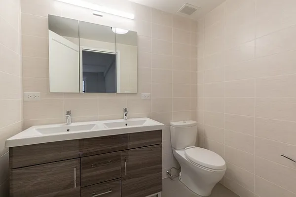 Rented by Stonehenge NYC LLC | media 5