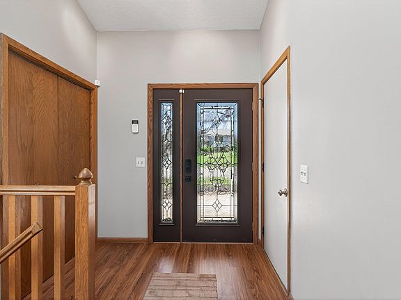5th image of 4615 Deerwood Ln N