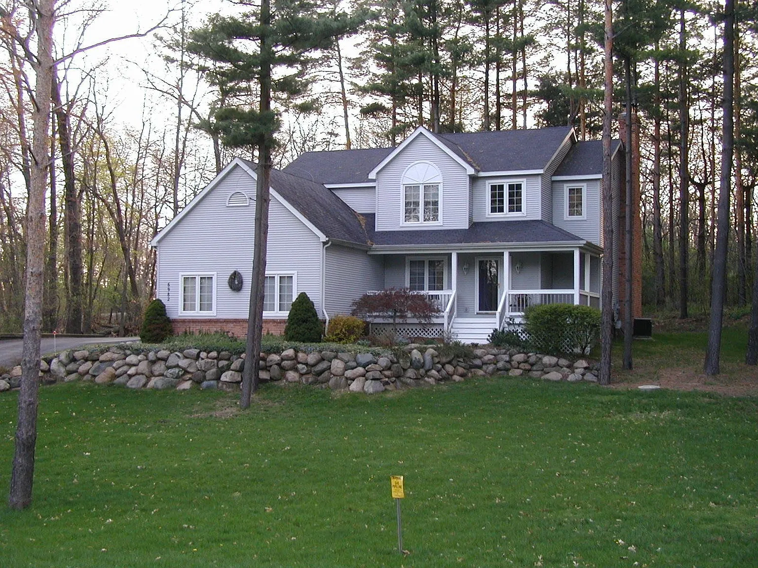6982 Kelsey Ct photo 1
