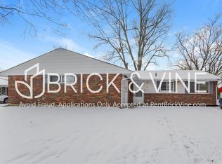 7027 Lemert Ln, Reynoldsburg, OH 43068