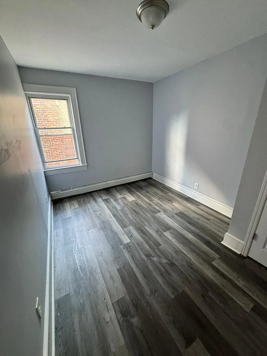 Building Photo - 267-269 Goldsmith Ave #C