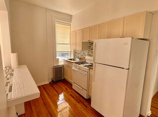 3215 43rd St #15, Astoria, NY 11103