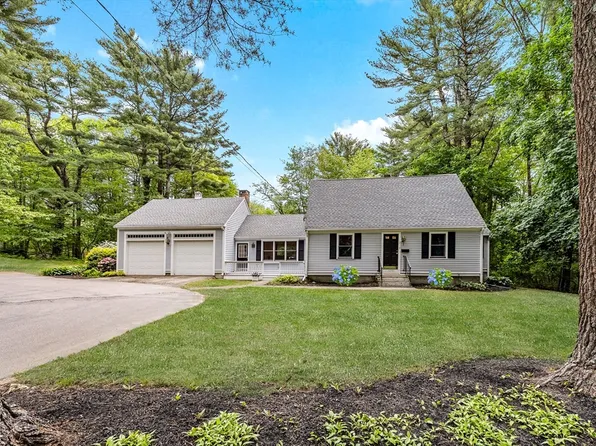 212 Cushing St, Hingham, MA 02043