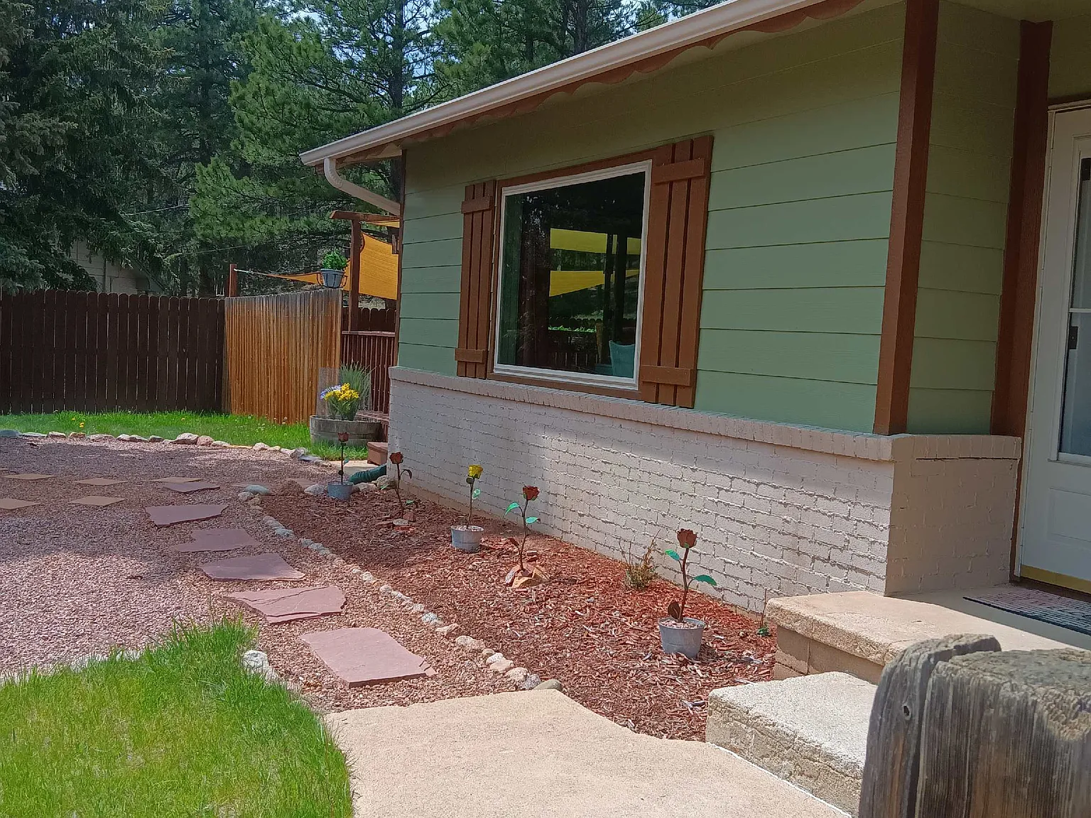 4 bed, 1702 sqft, $2,950 — Photo 2