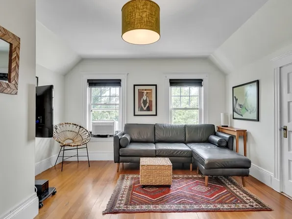 102 Fletcher St #3, Roslindale, MA 02131