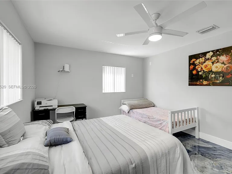 10350 SW 48th St — Photo 12