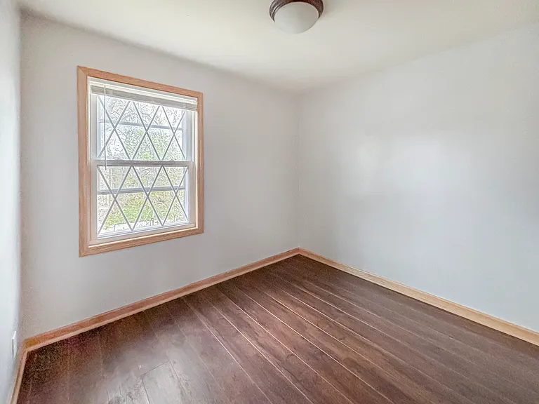 5156 W 63rd Pl — Photo 10