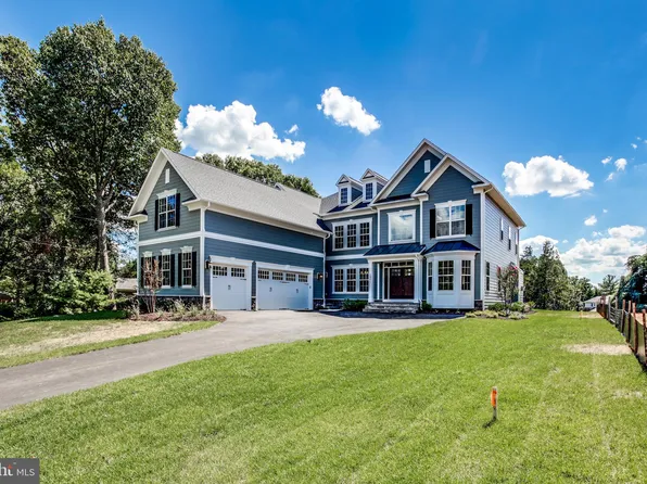 11601 Leehigh Dr, Fairfax, VA 22030