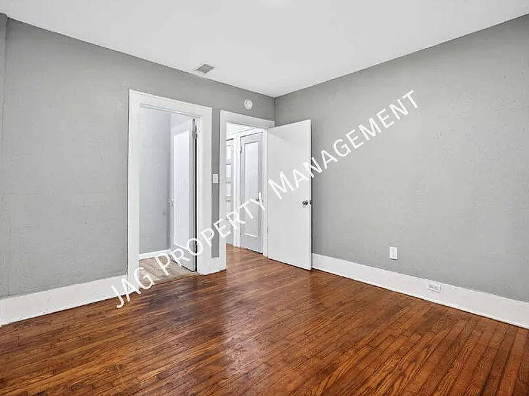 2512 Park St #3 — Photo 10