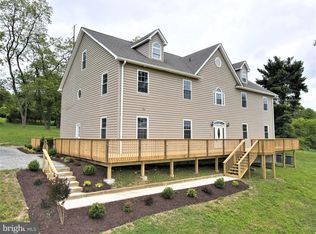 28500 Ridge Rd, Mount Airy, MD 21771