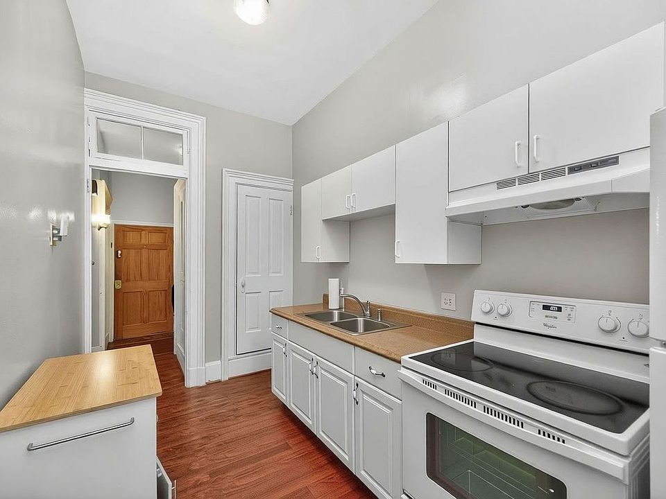 1st image of 2431 Ohio Ave APT 3