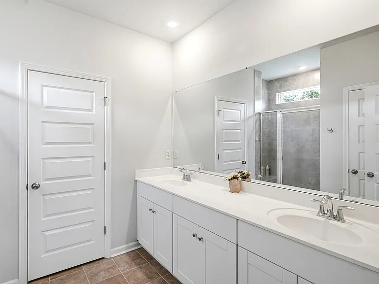9165 Island Shore Ave — Photo 12