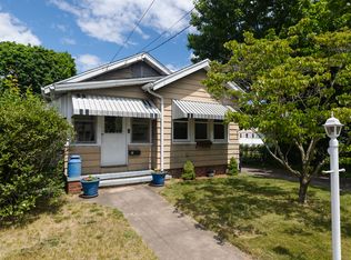 1 Curtiss Ave, West Haven, CT 06516