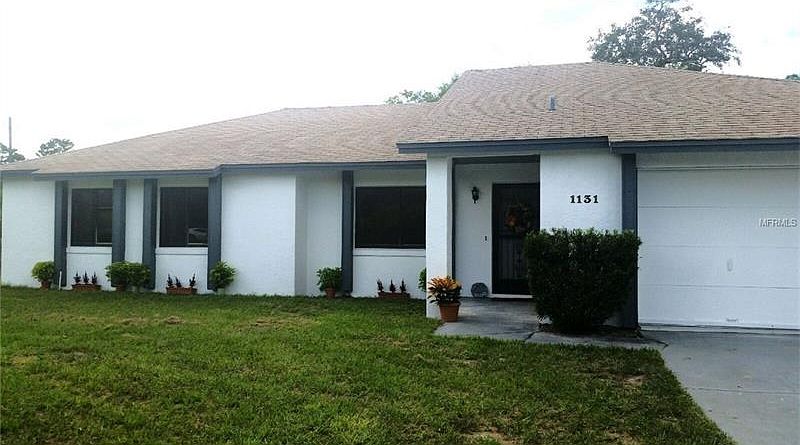 1st image of 1131 Gage Ave