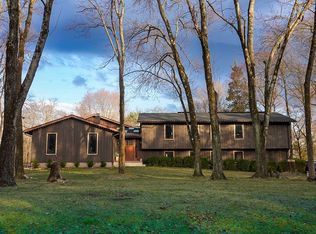 4 Dalley St, Whitehouse Station, NJ 08889