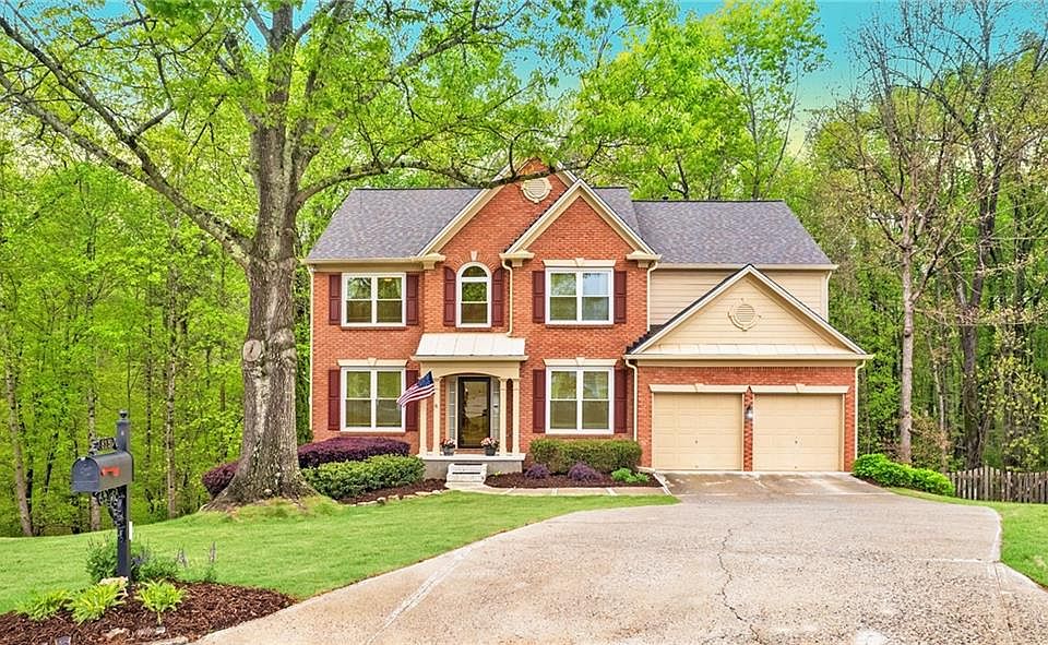 1st image of 815 Ellsborough Ct