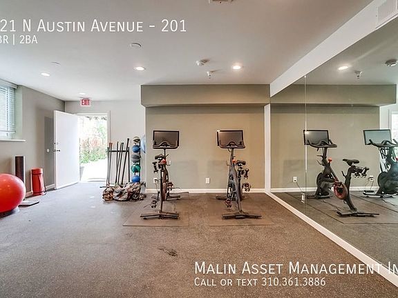 4th image of 821 N Austin Ave #201