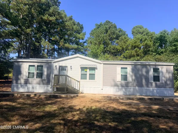 10111 Road 444, Philadelphia, MS 39350