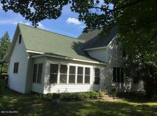 3848 N Victory Corner Rd, Ludington, MI 49431