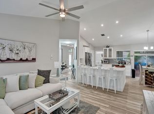 3726 Woods Walk Blvd, Lake Worth, FL 33467