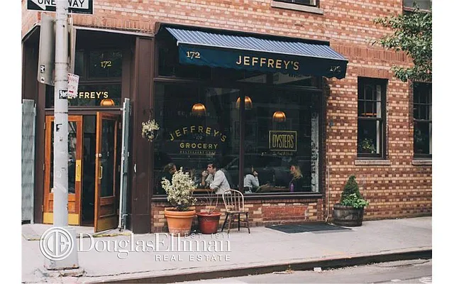 Rented by Douglas Elliman | media 27