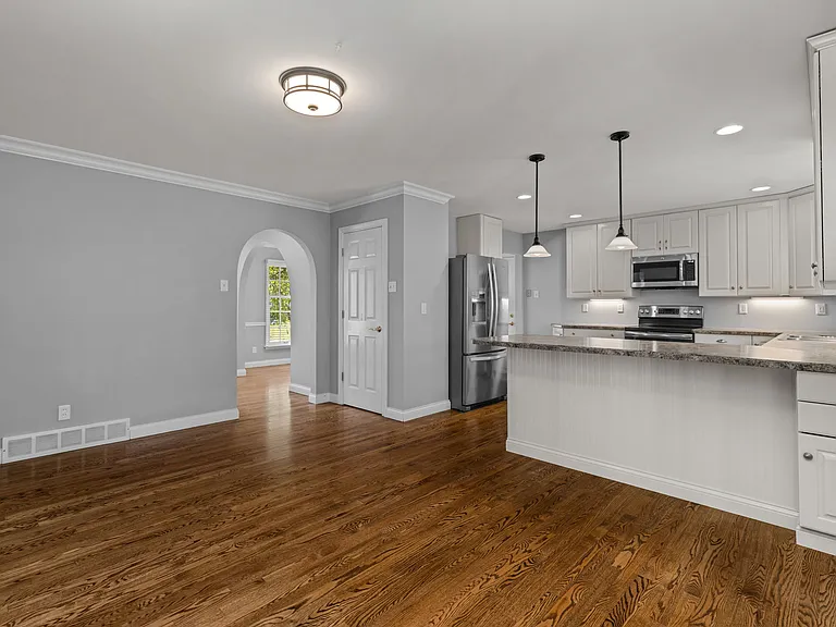 2332 Cleek Ct — Photo 17