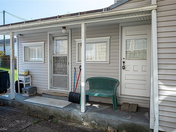 3rd image of 310 S 4th St