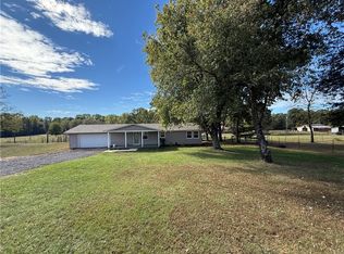 679 Lake Rd, Atkins, AR 72823