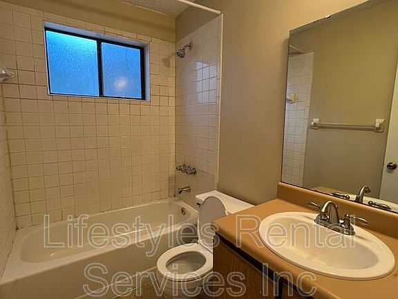 3rd image of 5243 Westchase Ct #1