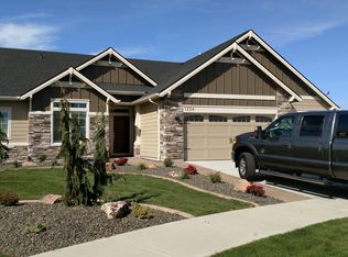 1204 N Foudy Ln, Eagle, ID 83616