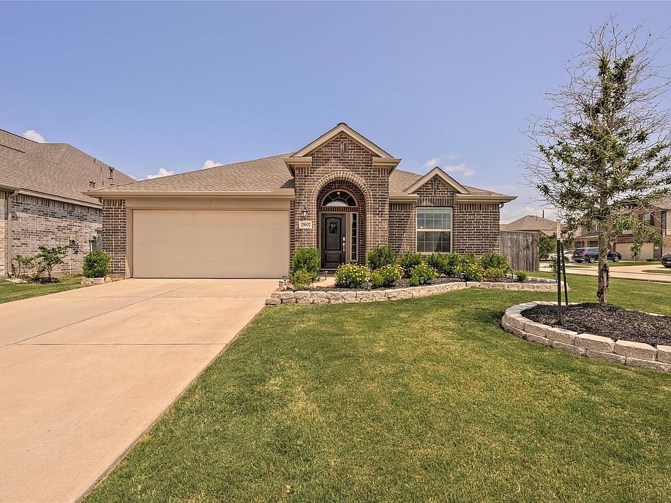 1st image of 25902 Azure Rock Ln