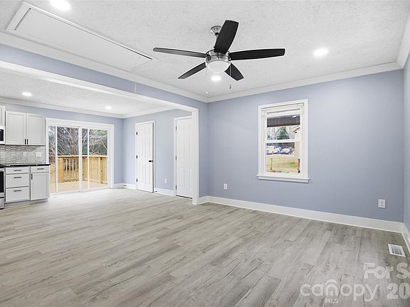 5th image of 1522 Parson Grove Church Rd