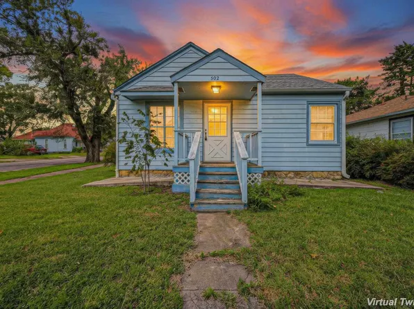 502 E Arnold St, Herington, KS 67449