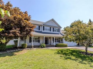 43 Paige Ln, Moriches, NY 11955