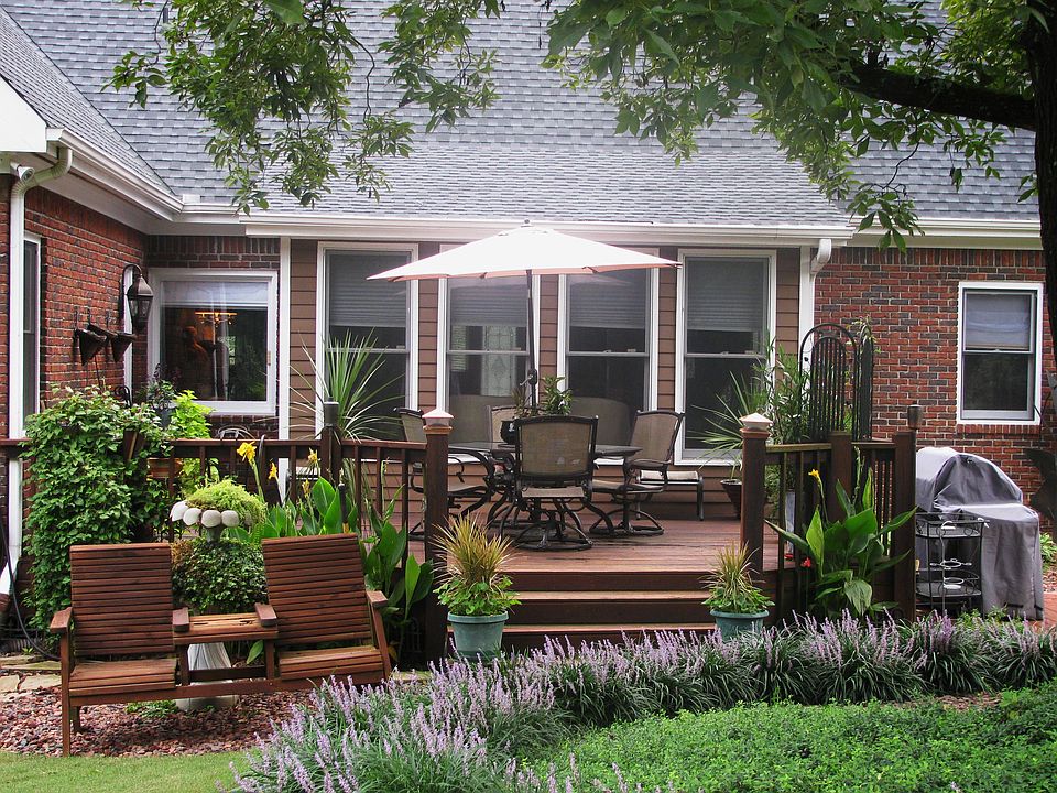 Deck in Back of House