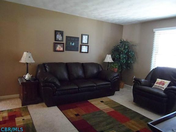 5th image of 1526 Constitution Ct