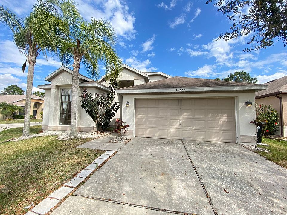 1st image of 14050 Yellow Wood Cir
